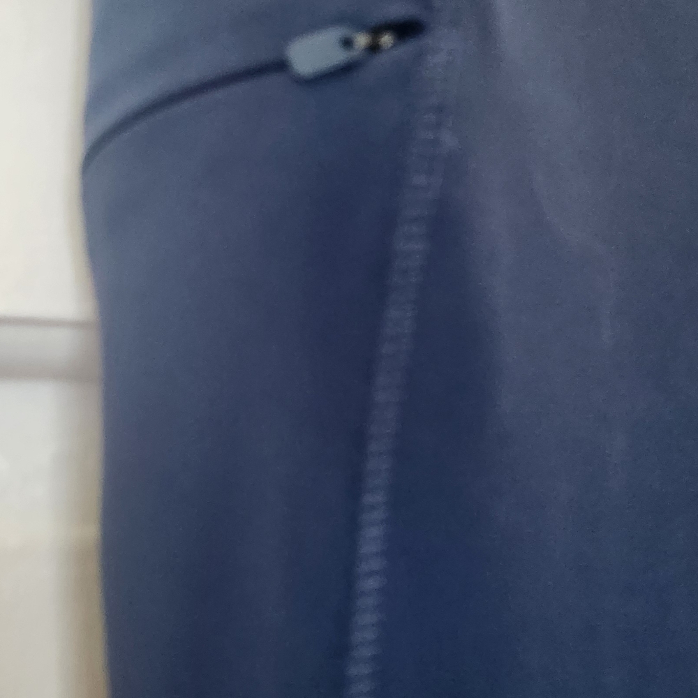 Eddie Bauer Deep Navy Logo Performance Leggings - Picture 4 of 6